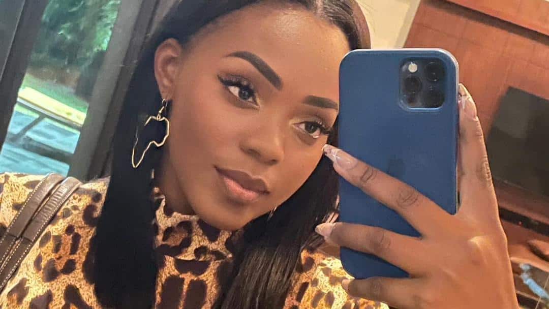 Grazy éliminée du Bachelor