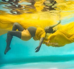 La grossesse de Zenande Mfenyana