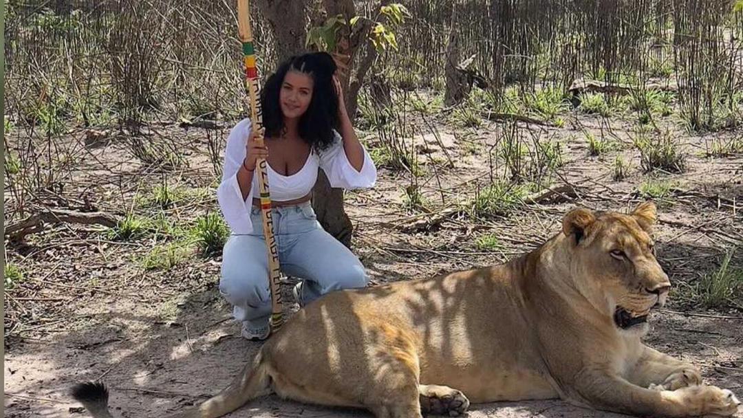 Riane débarque à Abidjan