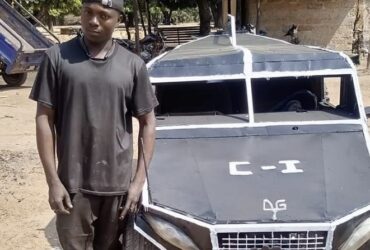 Arouna Koné fabrique voiture