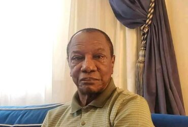 Alpha Condé accuse Paris