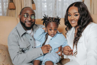 Davido et Chioma rendent hommage à leur fils Ifeanyi décédé