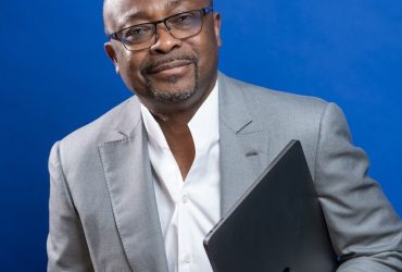 Alain Foka aurait perdu sa nationalité française