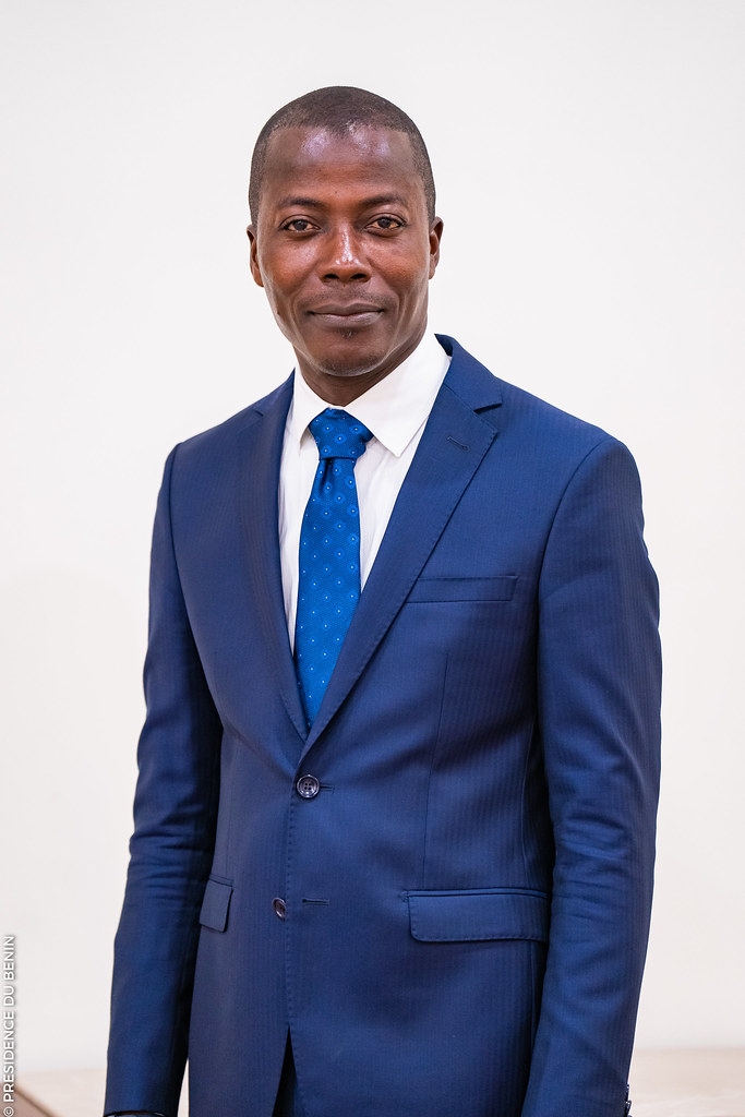 Bénin: Wilfried Léandre Houngbédji recadre Louis Philippe Houndegnon @Facebook