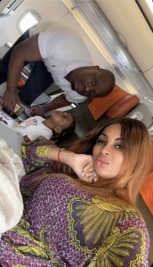 Francis Mvemba, Sophie et Coco Emilia