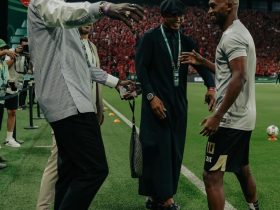 Emmanuel Adebayor en Arabie Saoudite : Ambassadeur de la CAF pour la Finale de la Super Coupe