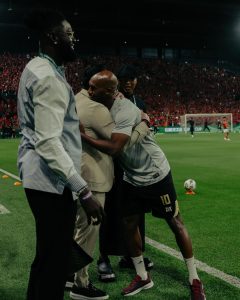 Sheyi Emmanuel Adebayor à la finale de la super coupe Arabie Saoudite