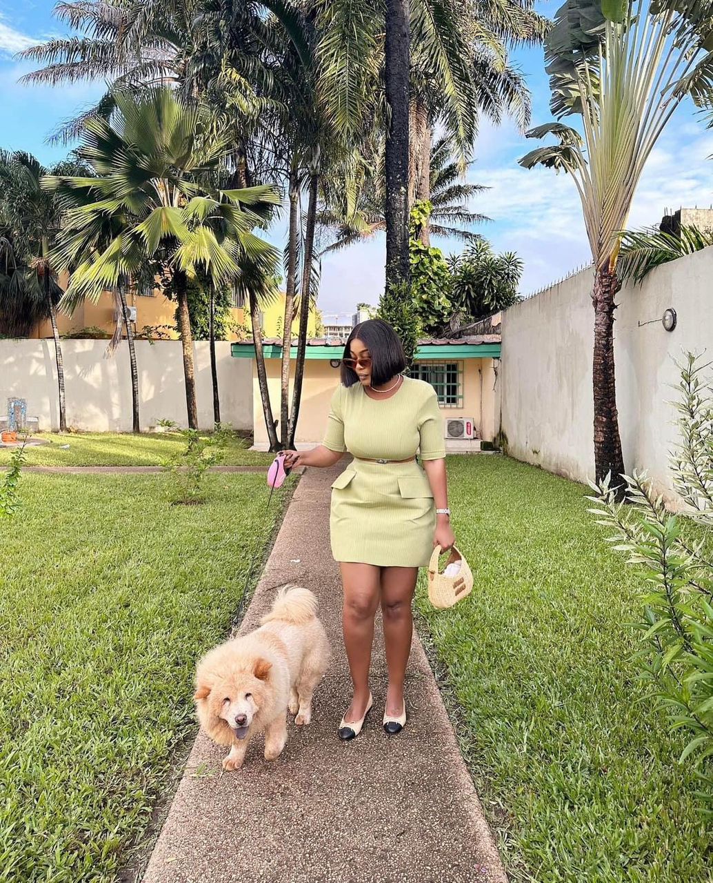 Emmanuelle Keita en deuil : l’influenceuse annonce la perte de son chien Talía