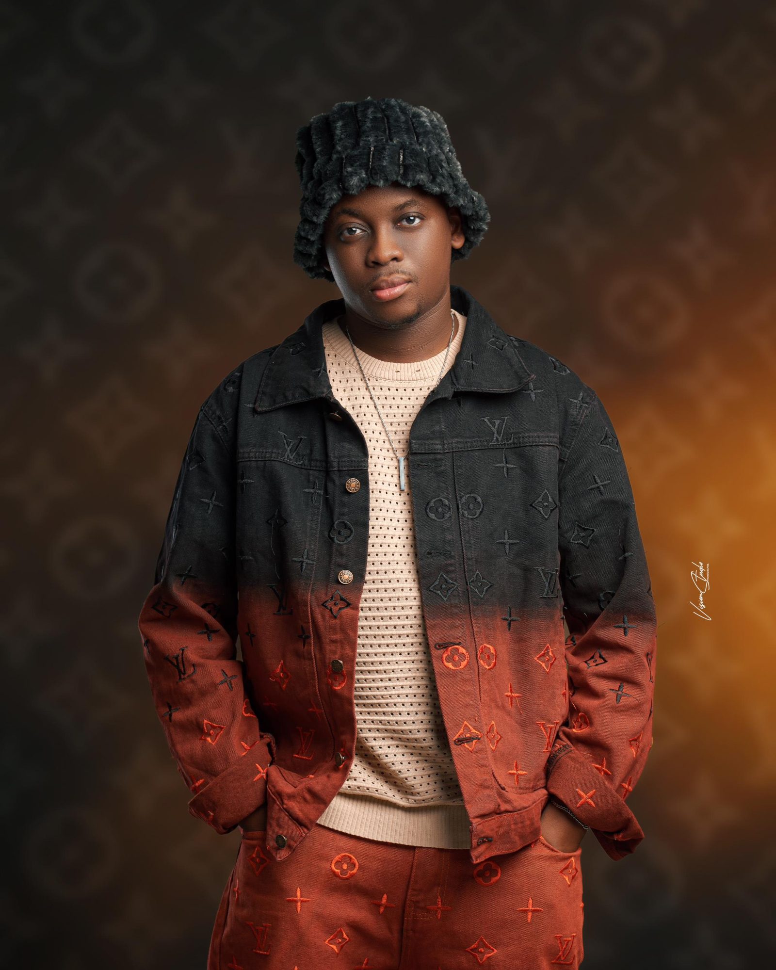 Ange Rodrigue Segbezoun Zountchegbe : Journaliste, Créateur de Contenus et Artiste Engagé