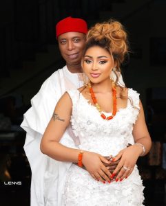 Regina Daniels et son mari 