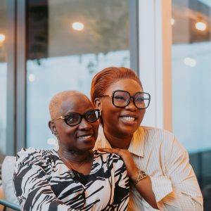 Roseline Layo et Angélique Kidjo