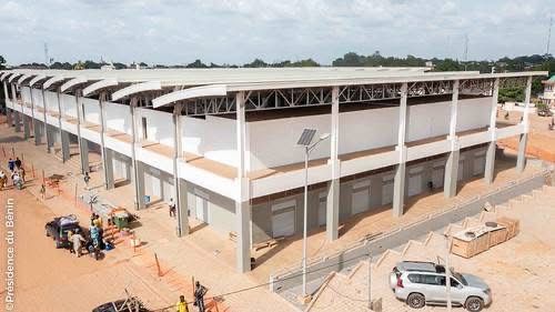 Bénin : 18 marchés inaugurés et 17 249 espaces marchands installés en moins de deux ans — un tournant historique pour le commerce moderne