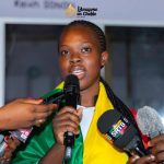 Le public béninois déterminé comme jamais derrière la Cheffe Keith SONON pour un Guinness Record historique