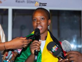 Le public béninois déterminé comme jamais derrière la Cheffe Keith SONON pour un Guinness Record historique