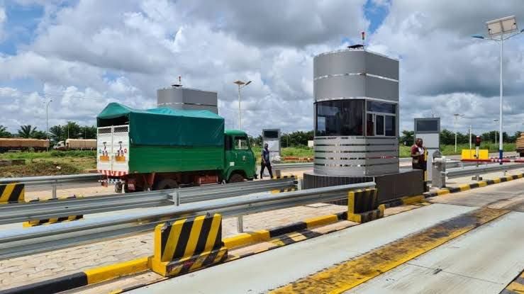 Mise en Service : Le Poste de Péage de Houègbo Ouvre Deux Nouvelles Voies pour les Véhicules Légers