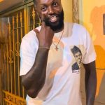 Sheyi Emmanuel Adebayor offre l’une de ses maisons à son frère Rotimi : un geste de réconciliation et de générosité