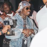 Asake s’offre une nouvelle Mercedes G-Wagon 2026 : la star nigériane impressionne encore les fans